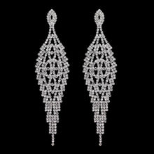 Load image into Gallery viewer, Silver Jewelry Set
