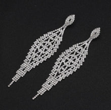 Load image into Gallery viewer, Silver Jewelry Set
